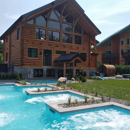 Chalets Et Spa Lac Saint-Jean Chambord Exterior foto