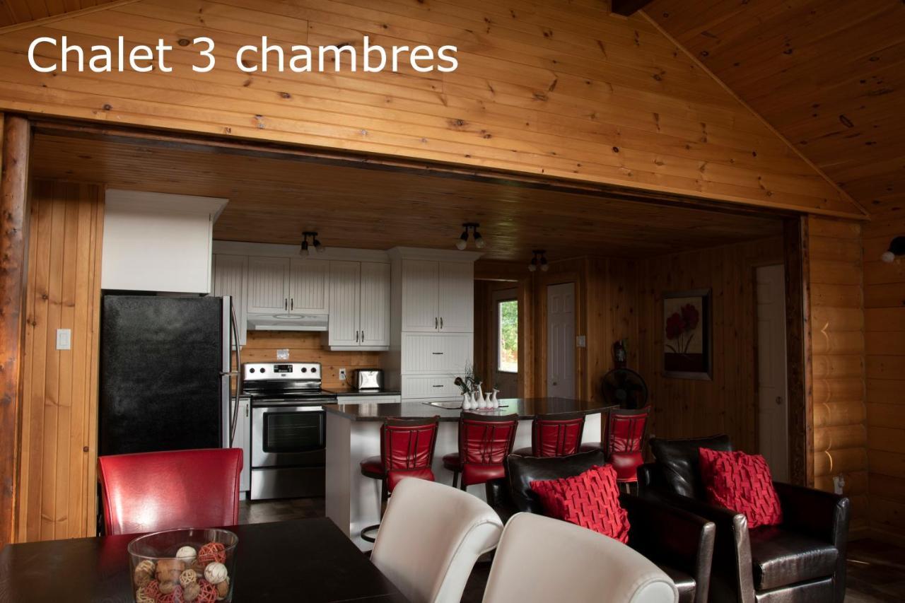 Chalets Et Spa Lac Saint-Jean Chambord Exterior foto