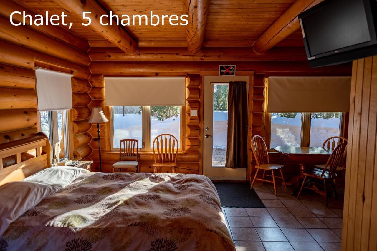 Chalets Et Spa Lac Saint-Jean Chambord Exterior foto
